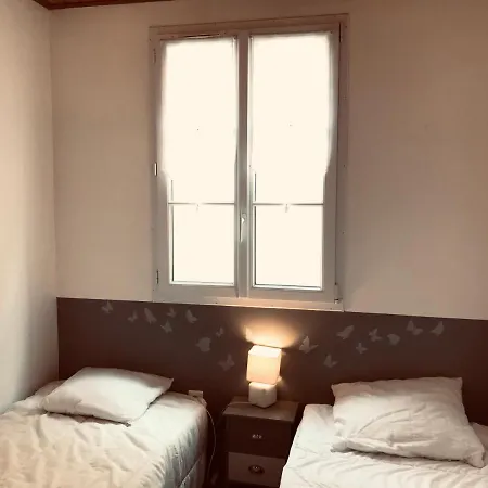 Maison Familiale Du Devallon 度假居