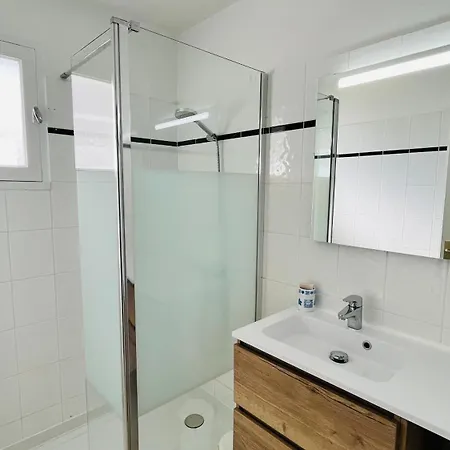 Holiday home Maison Familiale Du Devallon *